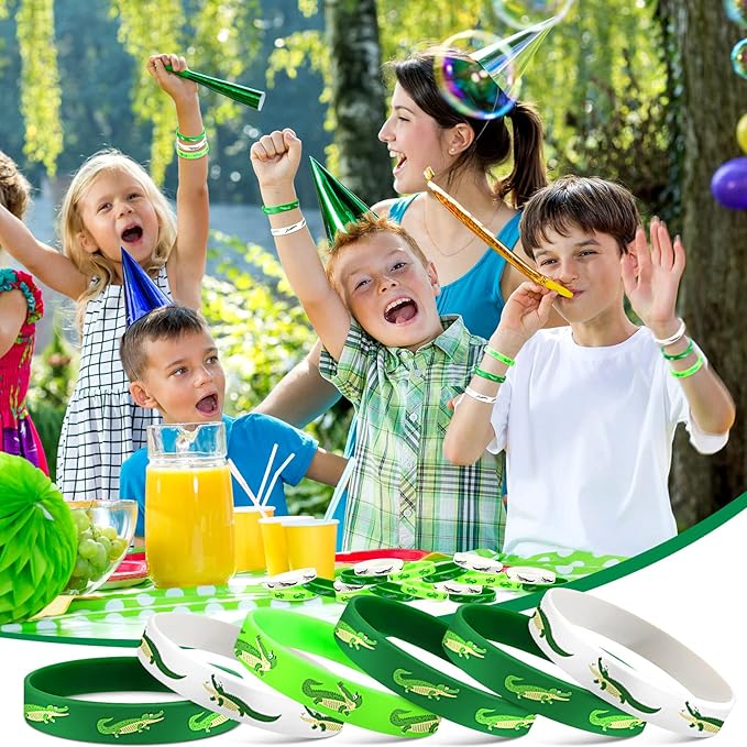 30 Pack Reptile Party Supplies Crocodile Silicone Wristbands Reptile Party Favors Crocodile Party Favors Bracelet Gifts Bag Stuffer for Reptile Crocodile Themed Birthday Party Supplies (Crocodile)